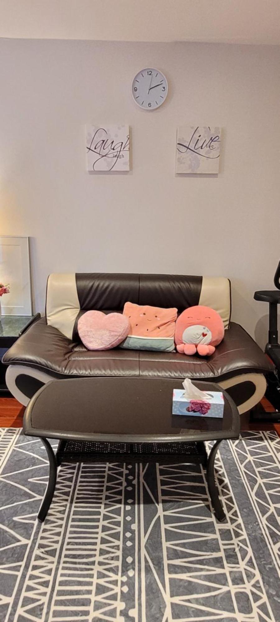 Mainfloor Spacious Room In โตรอนโต ภายนอก รูปภาพ